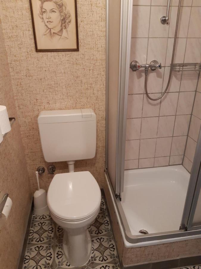 Gastehaus Am Calmont Bed and Breakfast Ediger-Eller Εξωτερικό φωτογραφία