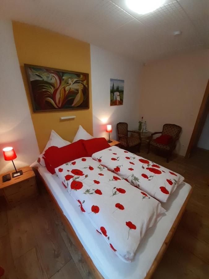 Gastehaus Am Calmont Bed and Breakfast Ediger-Eller Εξωτερικό φωτογραφία